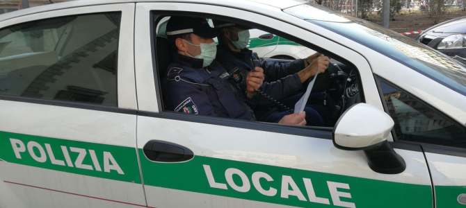 La Polizia Locale sequestra oltre 17mila mascherine non conformi